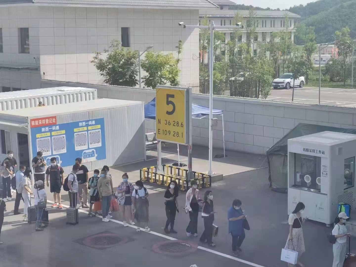 “便民核酸檢測(cè)采樣亭”即到即采，德瀾仕5.0時(shí)代來(lái)了
